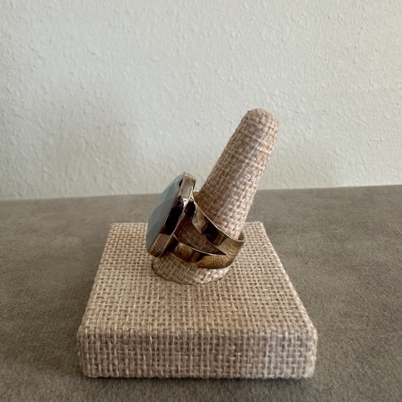 Blue Lace Agate Oval Stone & Sterling Silver Ring by Jay King - Picture 4 of 9